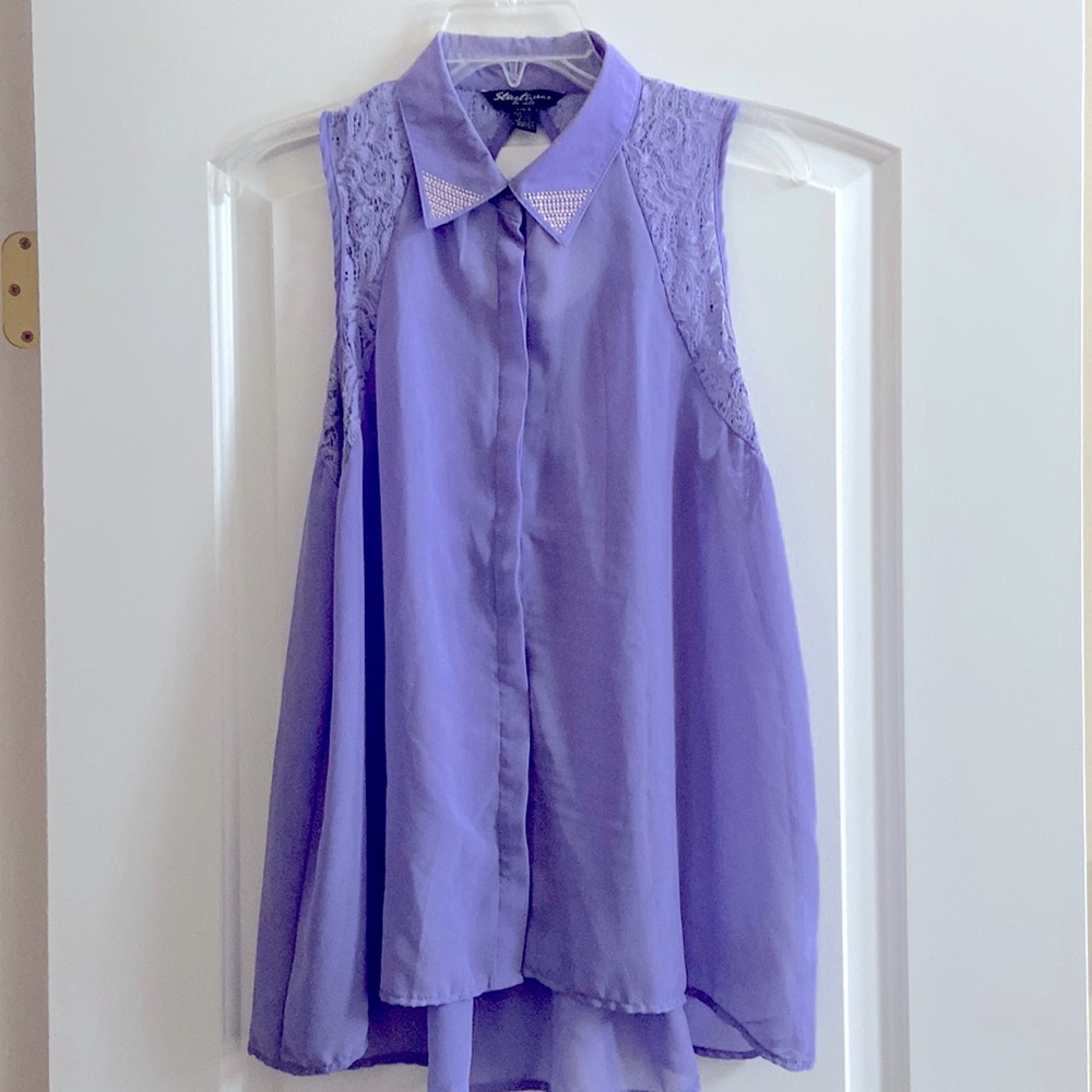 Beautiful lilac coloured sheer button down shirt in size L